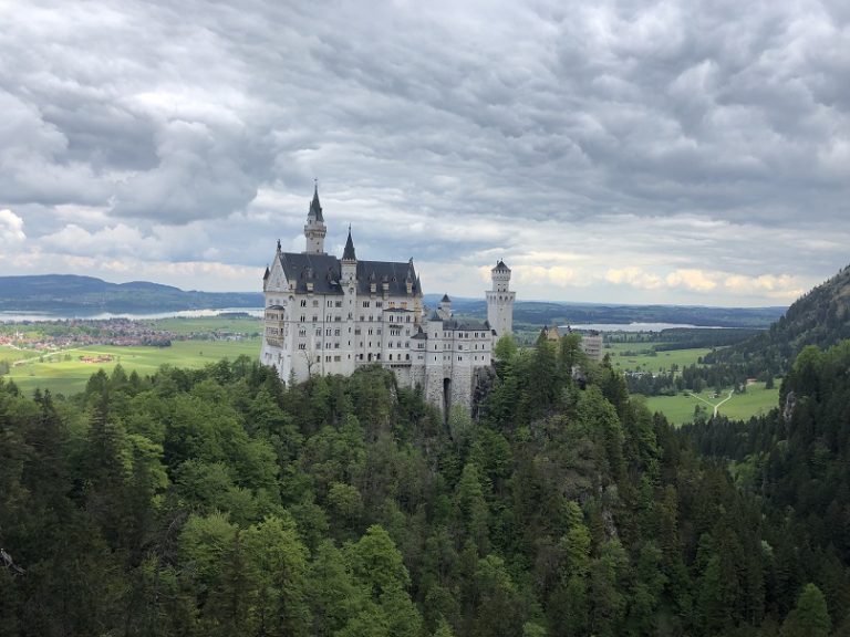 Neuschwanstein2-768x576